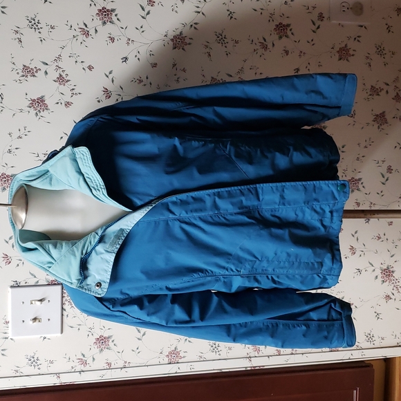 L.L. Bean Jackets & Blazers - HOST PICK X2.  L.L. Bean 3 In 1 Women's Jacket Size Small